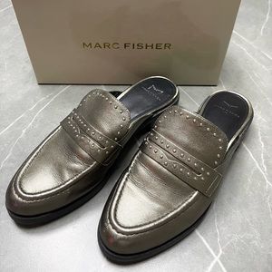 Marc Fisher Silver Leather Mule Sz. 6.5